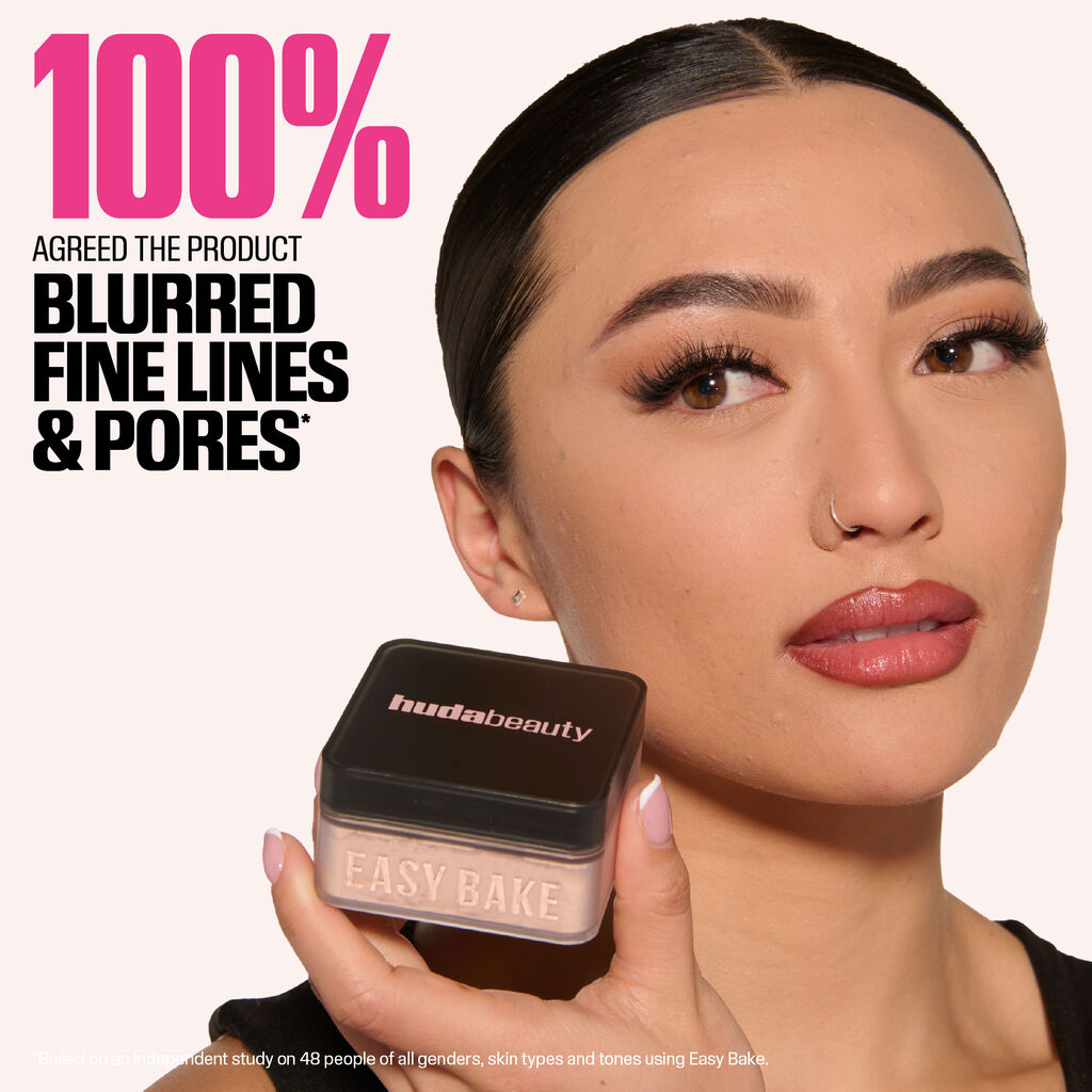 Huda Beauty Easy Bake Loose Baking & Setting Powder - Banana Bread Huda Beauty Easy Bake Loose Baking & Setting Powder - Banana Bread